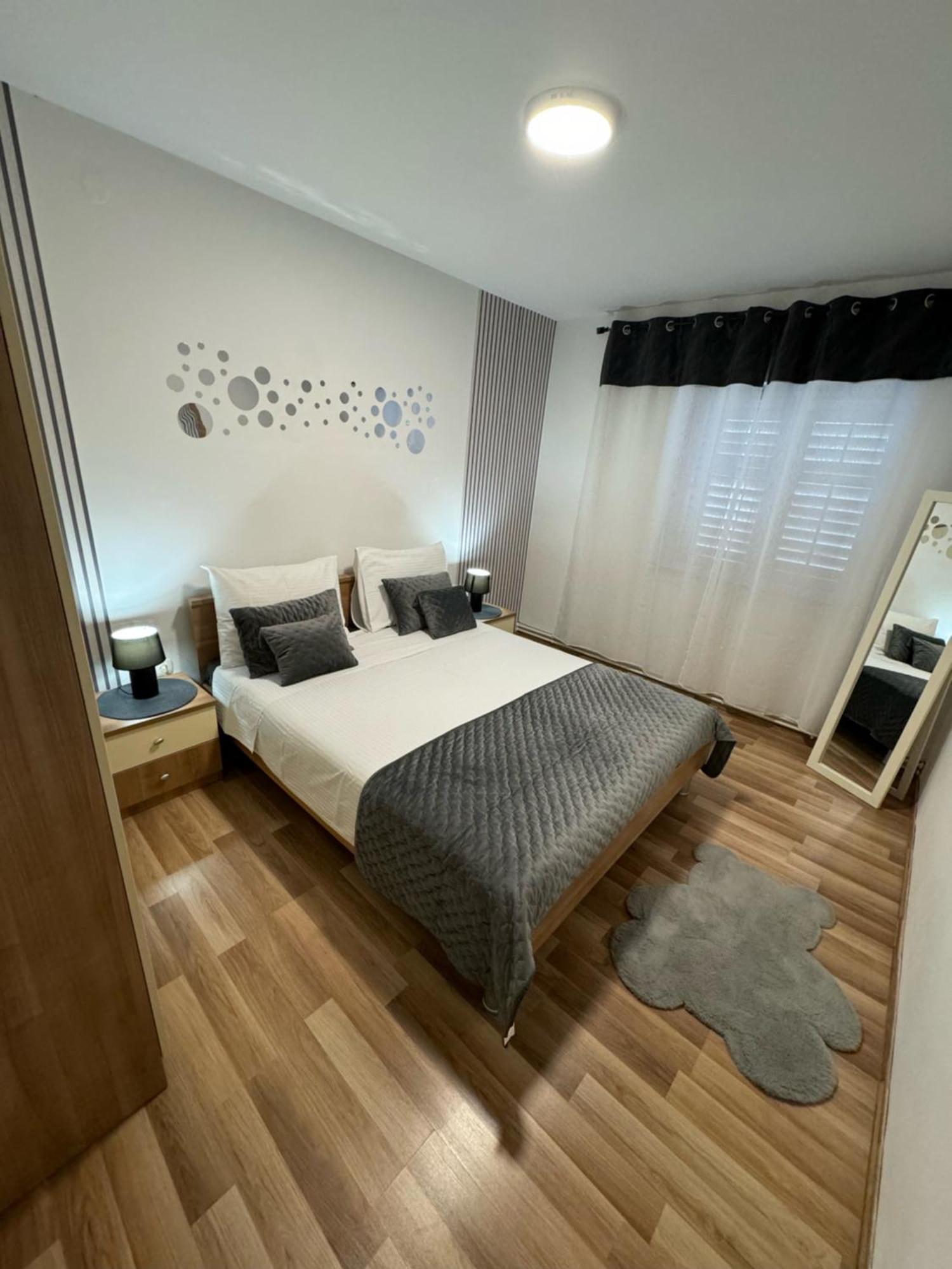 Apartman Iko Makarska Bagian luar foto